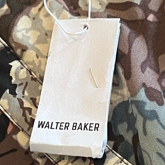 WALTER BAKER FLORAL PUFF SLEEVE KENDALL MAXI DRESS IN TULIP CRUSH NWT SIZE M - Picture 13 of 15